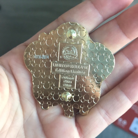 2021 Chinese New Year Disney Pin - Picture 3 of 4